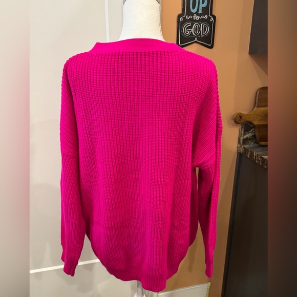 Hot Pink 💖 V Neck Sweater - Picture 6 of 8